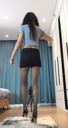 【KS舞团】艺美第四期紧身裙正面（3）1080p 已修复(百度/迅雷 )网盘